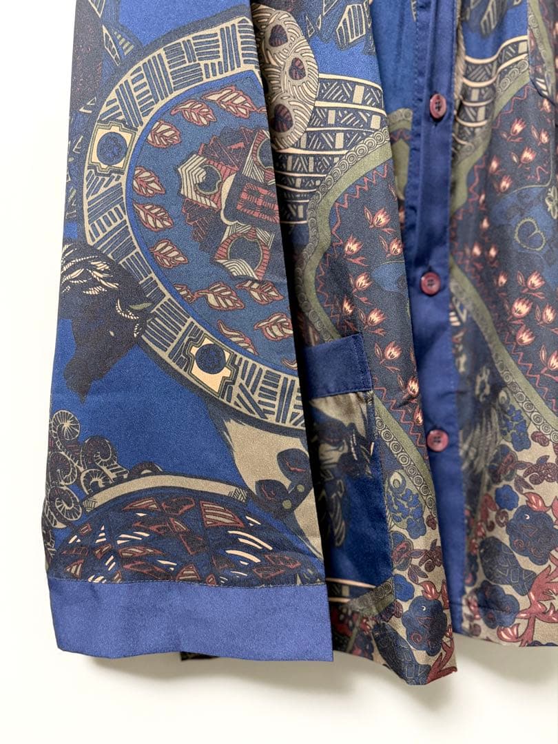 90sヴィンテージ 総柄シャツ 抽象柄 アートプリント 馬柄 イタリア製 古着