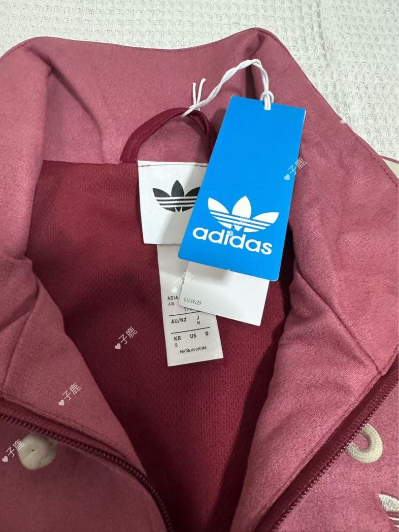 adidasアディダス 中国限定 蛇年トラックジャケットばら色 L