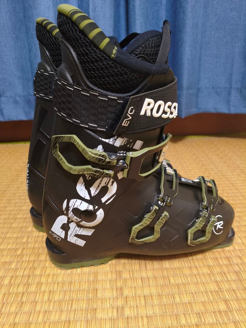 ROSSIGNOL スキーブーツ EVO 70 25.5cm ケース付き