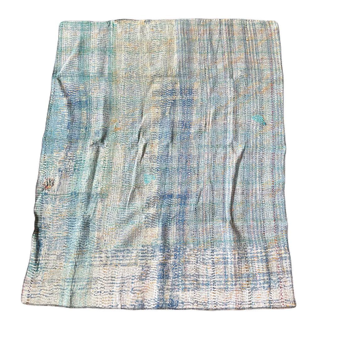 ⌘ kantha quilt ⌘ アンティーク　ヴィンテージ　カンタキルト