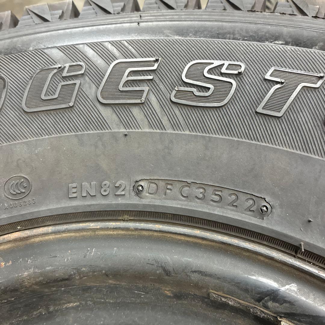 スタッドレス　31x10.50R15 ブリヂストン ブリザック BLIZZAK