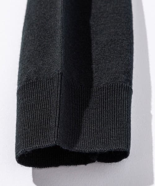 未使用新品 JOHN SMEDLEY V NECK CARDIGAN 黒 M