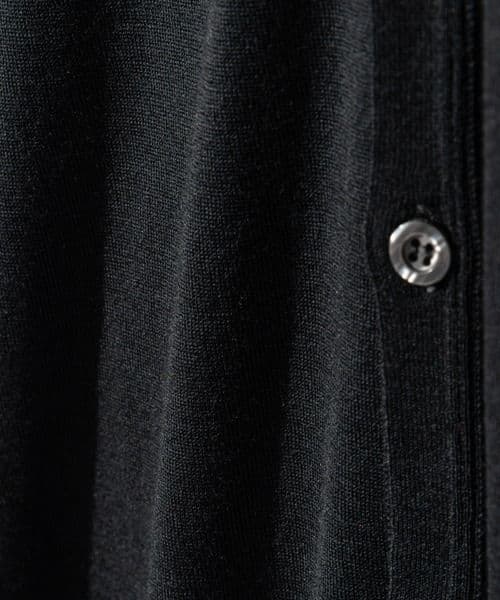未使用新品 JOHN SMEDLEY V NECK CARDIGAN 黒 M