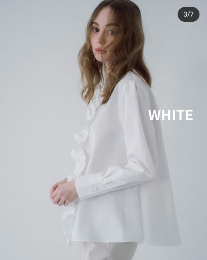 新品未使用⭐maison de Dolce.フリルフレアブラウス
