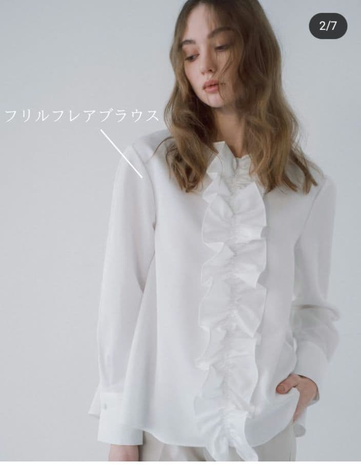 新品未使用⭐maison de Dolce.フリルフレアブラウス