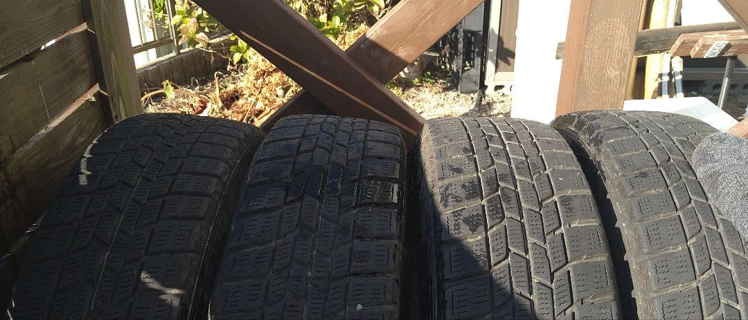 スタッドレスタイヤホイール付き 15インチ 4本セット175/65R15 5H