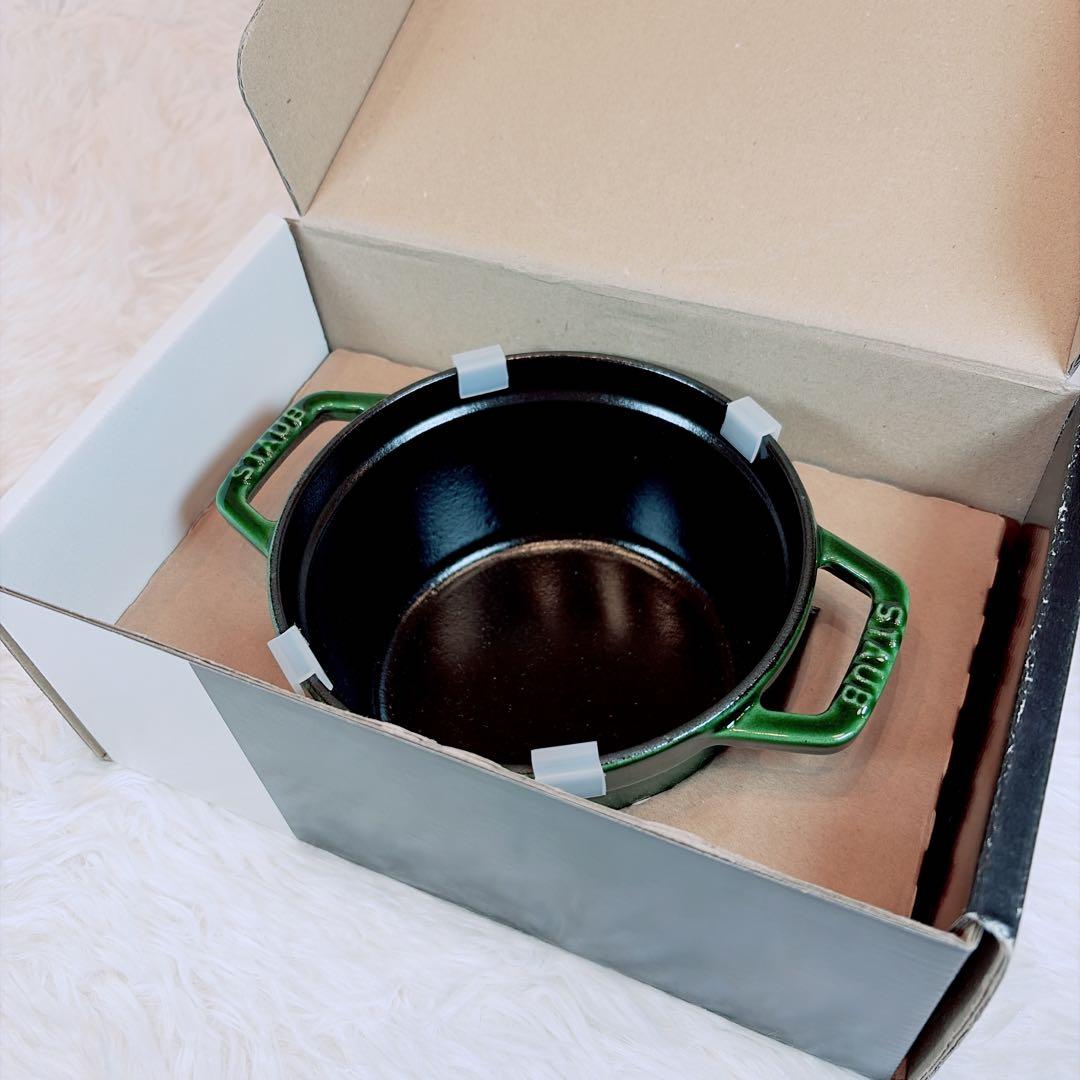 新品未使用 STAUB ストウブ ココットラウンド バジルグリーン 14cm