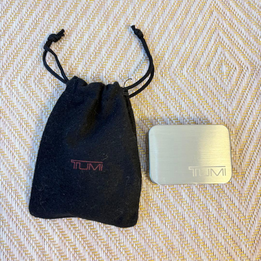美品★未使用★TUMI(トゥミ)★ピルケース シルバー