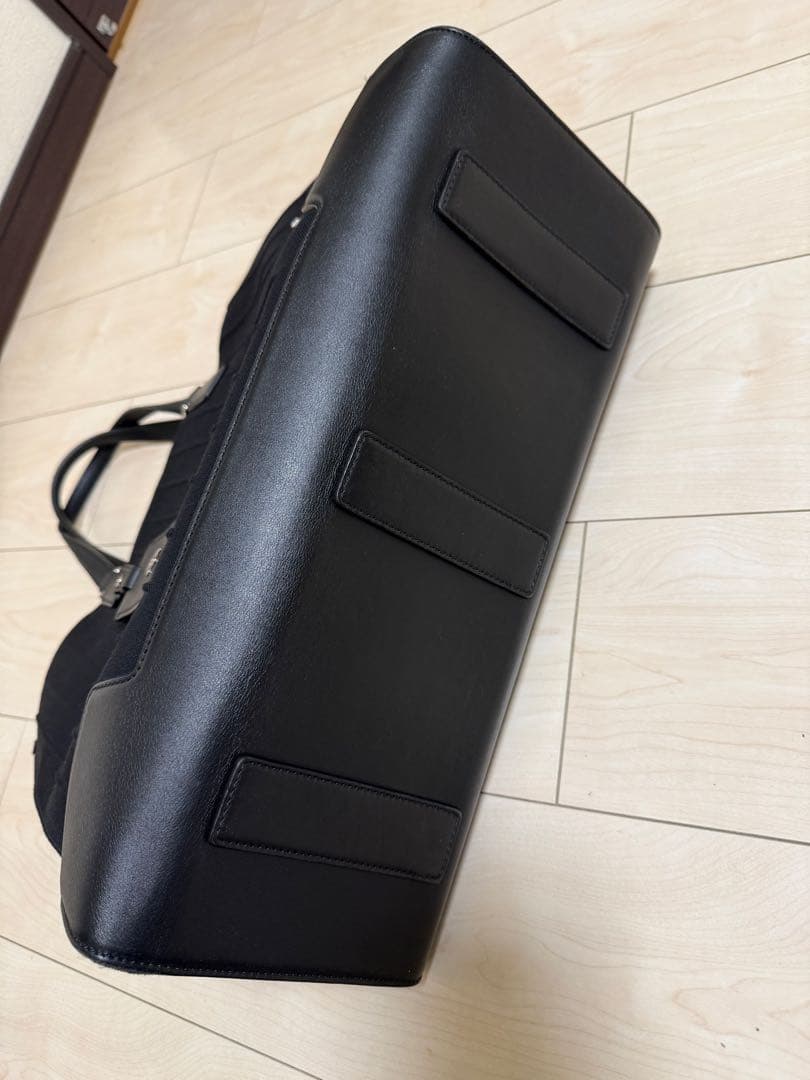 リモワトートバック　定価23万円
