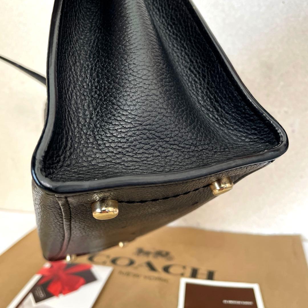 COACH‼️超美品(^^)BLACKレザーミディアム入学卒業OK‼️