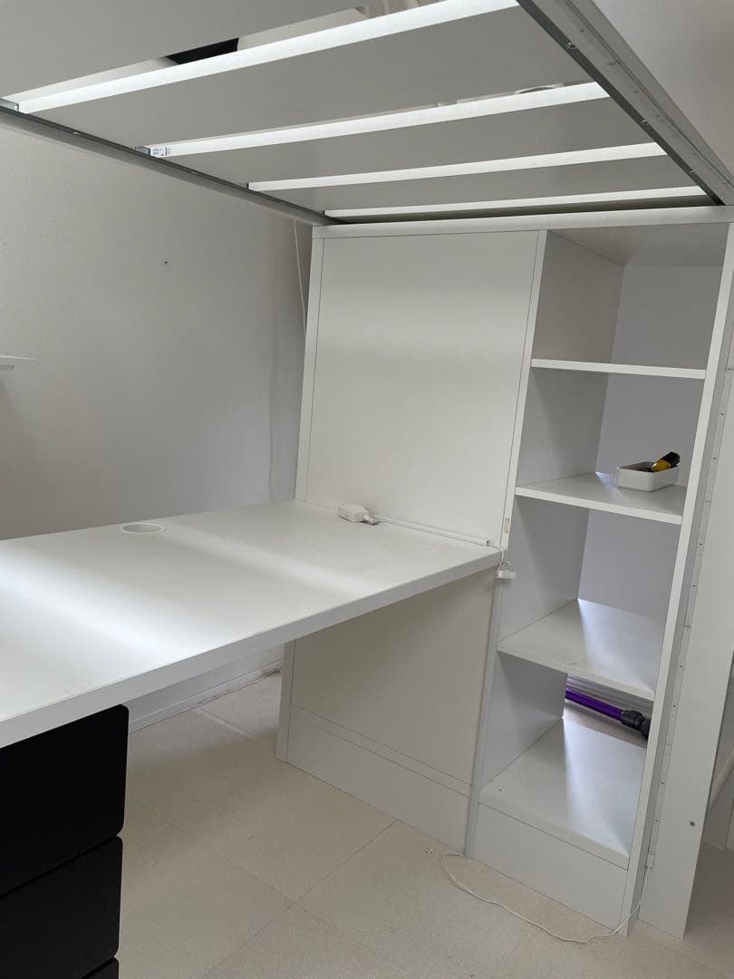 引き取り限定　IKEA ロフトベッド　stuva 机　引き出し付き　白黒