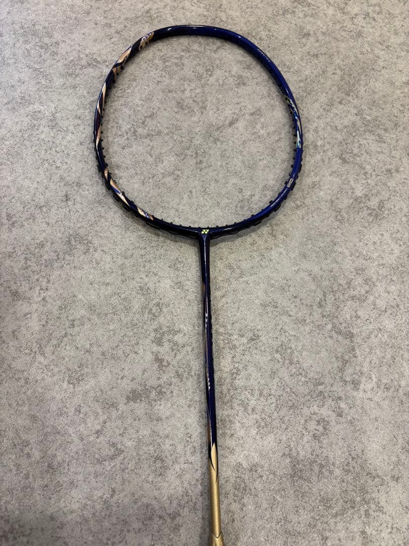 YONEX アストロクス99 サファイアネイビー バドミントンラケット 美品