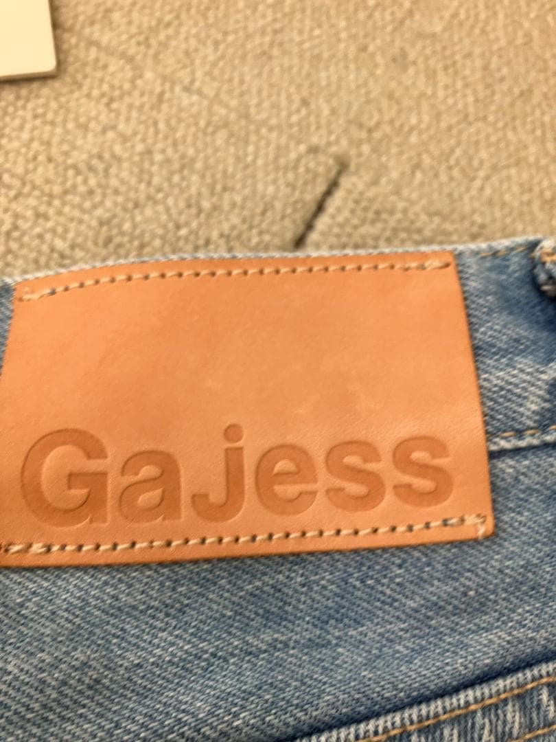 （K11172）新品　Gajess Her Jeans ストレートデニム　23