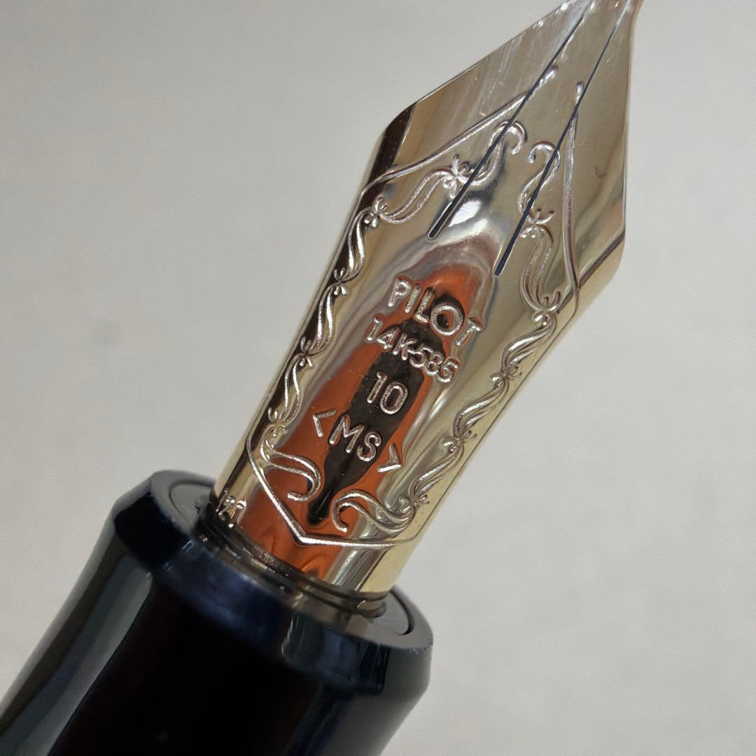 PILOT パイロット Custom カスタム 742 万年筆 ミュージック 黒