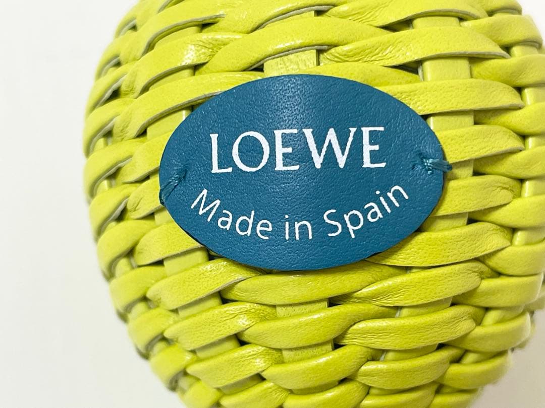 【美品！早い者勝ち！】LOEWE ロエベ アップル 林檎 バッグチャーム