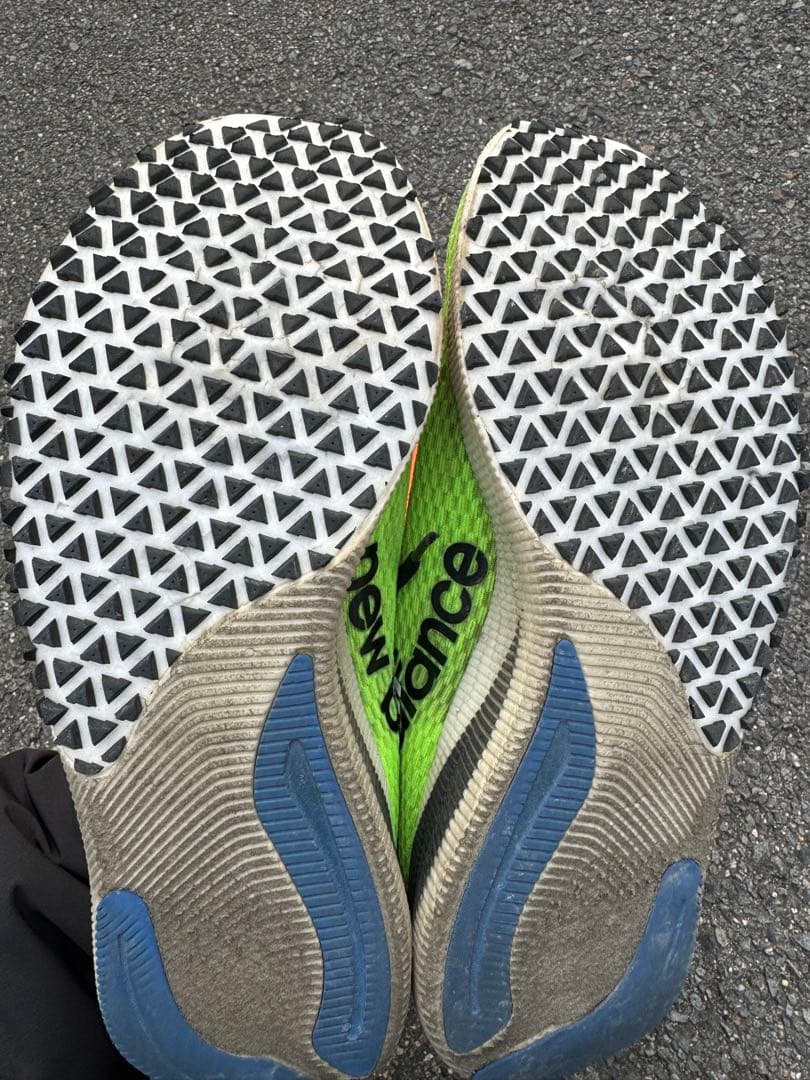 スパイク・シューズ NewbalanceFuelCellRCELITE