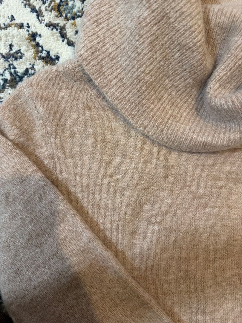 M_ オフタートルトップス