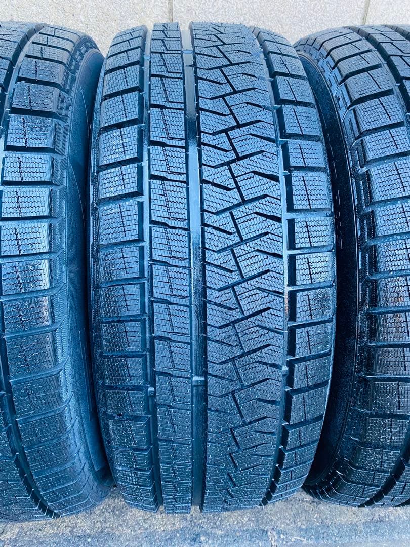 ①しろ！ピレリ 225/55R17 アイスアシンメトリコプラス