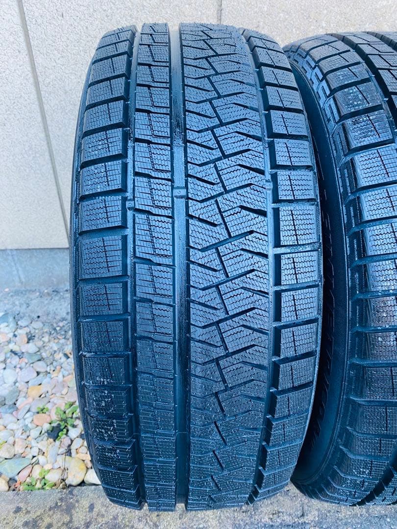 ①しろ！ピレリ 225/55R17 アイスアシンメトリコプラス