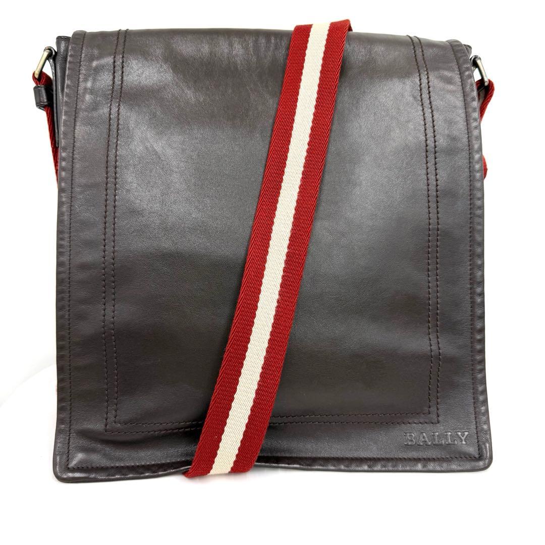 ✨美品✨BALLY バリー レザー メッセンジャーバッグ A4対応 ブラウン