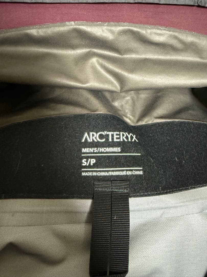 ジャケット・アウター ARC'TERYX BETA SL HYBRID JACKET