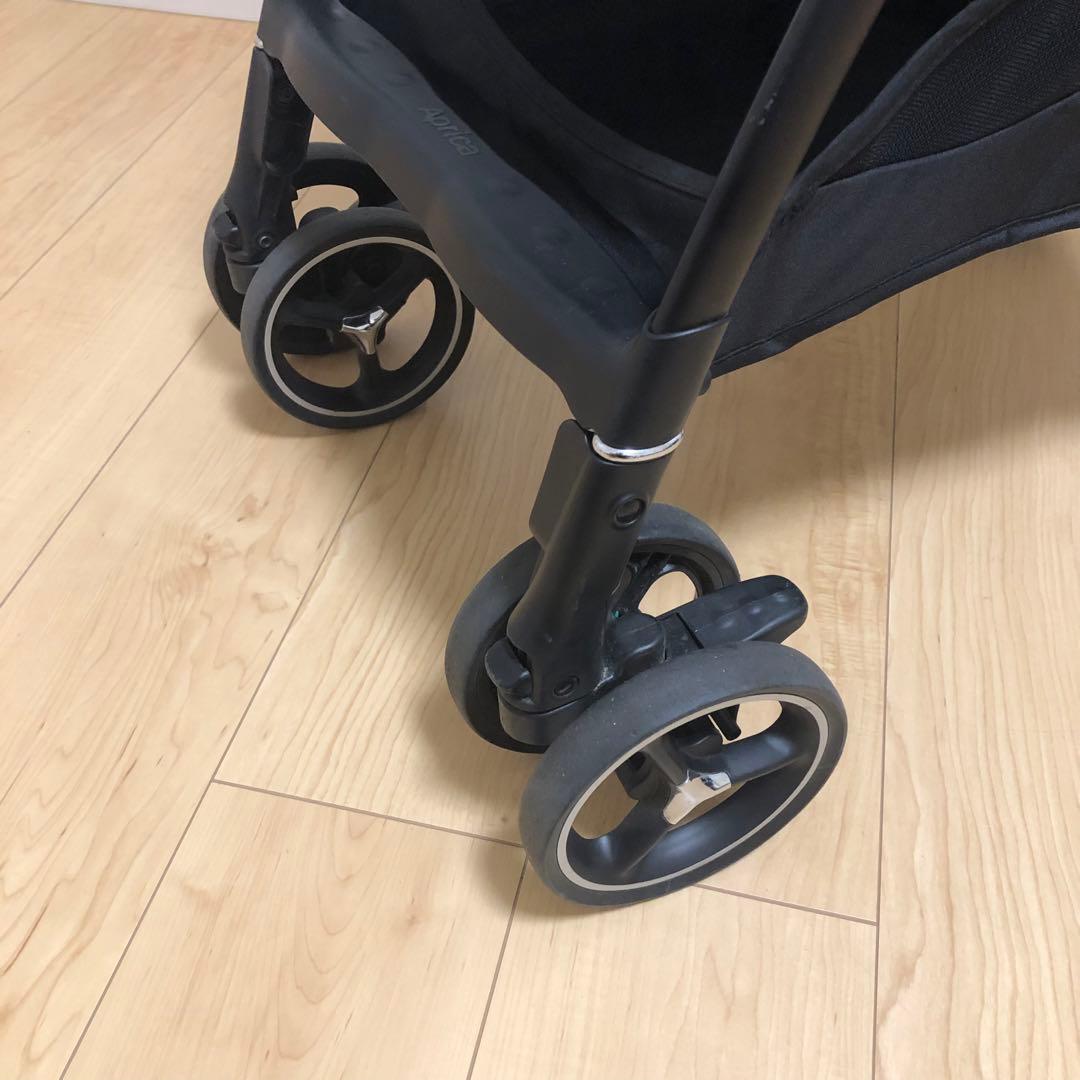 アップリカ ラクーナ ビッテクッション 限定モデル ベビーカー レザーハンドル