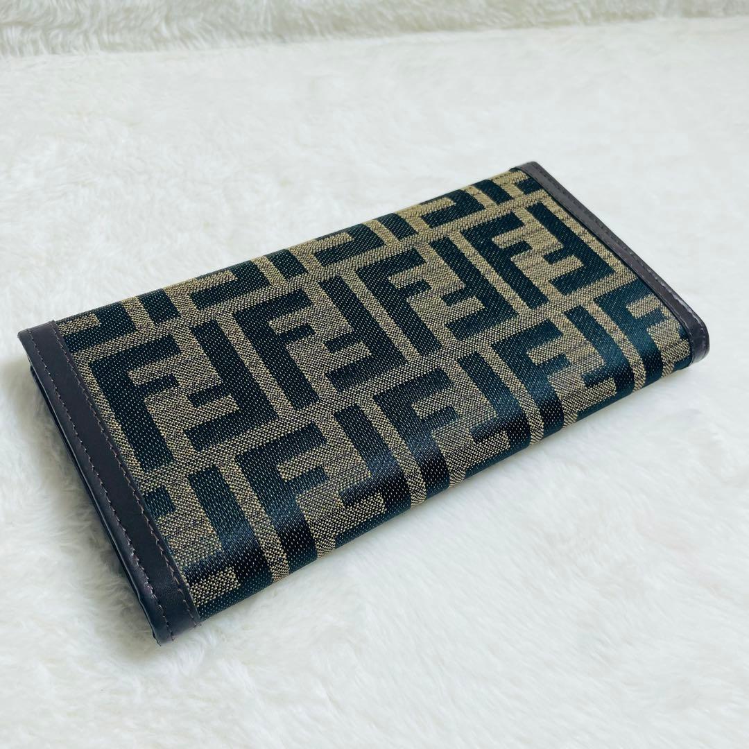 新品未使用品　正規品FENDI フェンディ　ズッカ柄ロングウォレット　長財布　茶