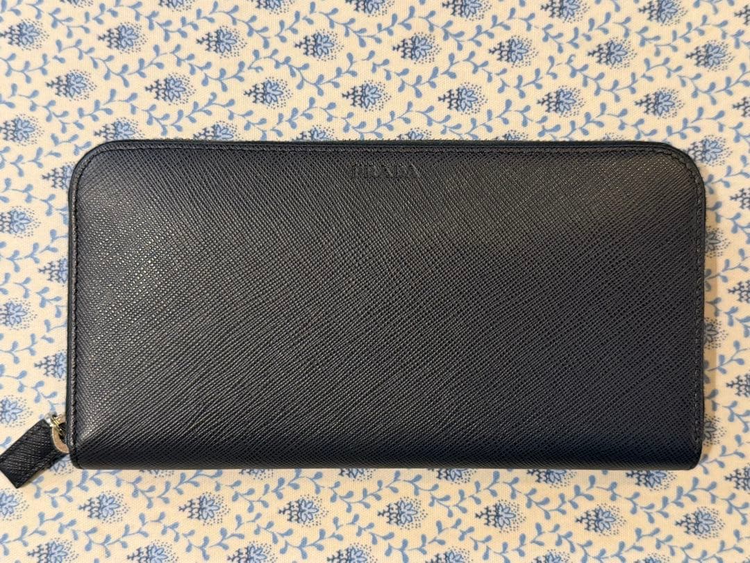 【笑顔】PRADA 長財布