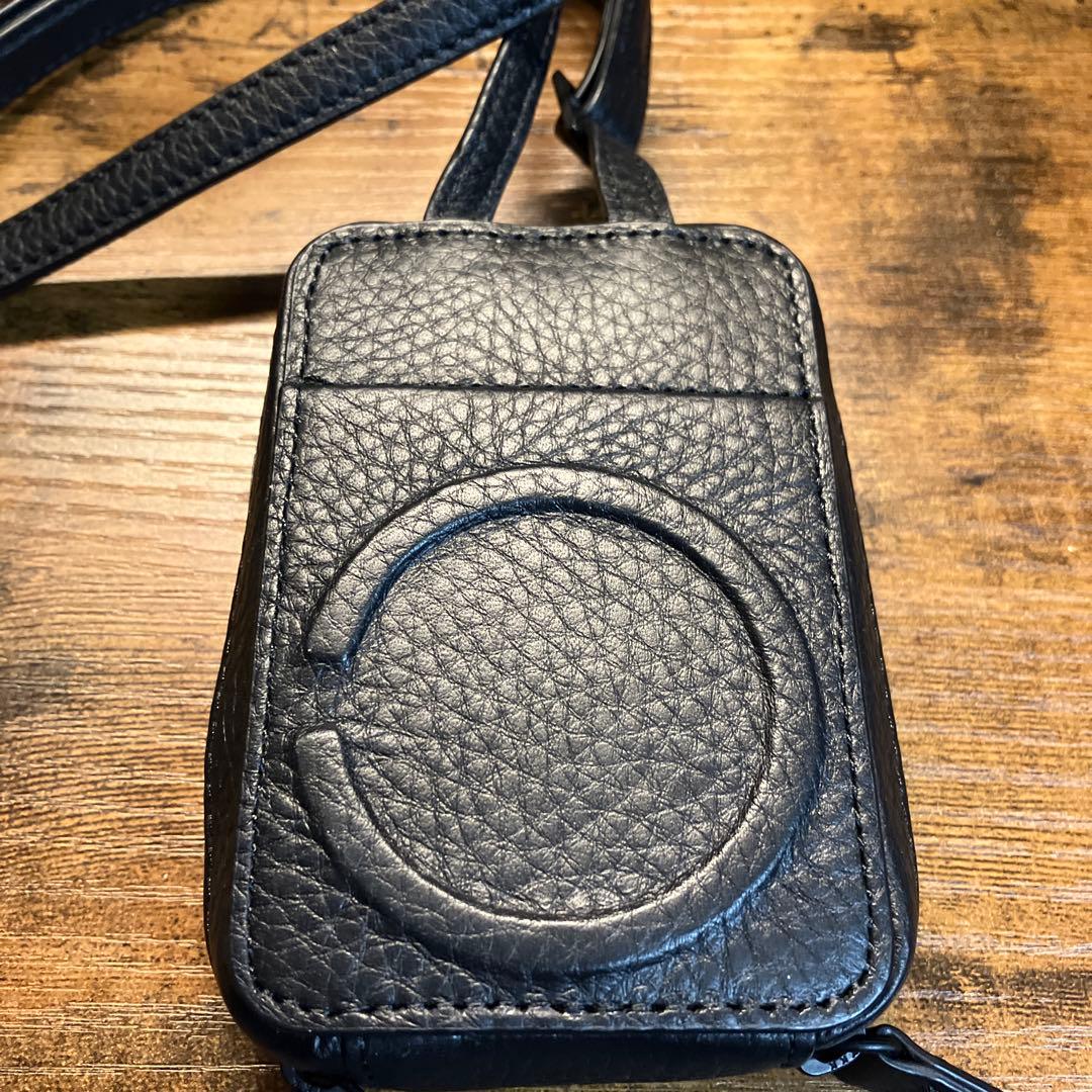objects.io MagSafe マイクロバッグ