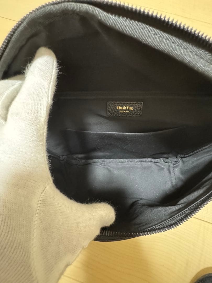HushTug ハッシュタグ カーブドボディバッグ ブラック 姫路レザー