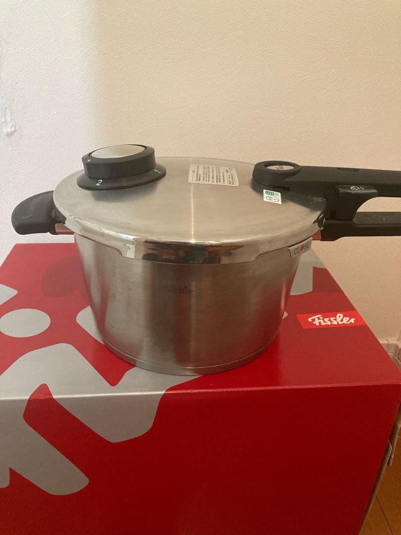 【フィスラー圧力鍋・プレミアムプラス4.5Lガラスフタ付き】未使用品