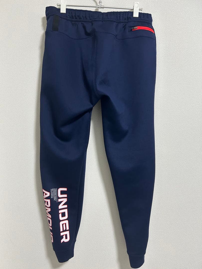 超美品　UNDER ARMOUR　4WAYストレッチ　ジャージ上下　XXL