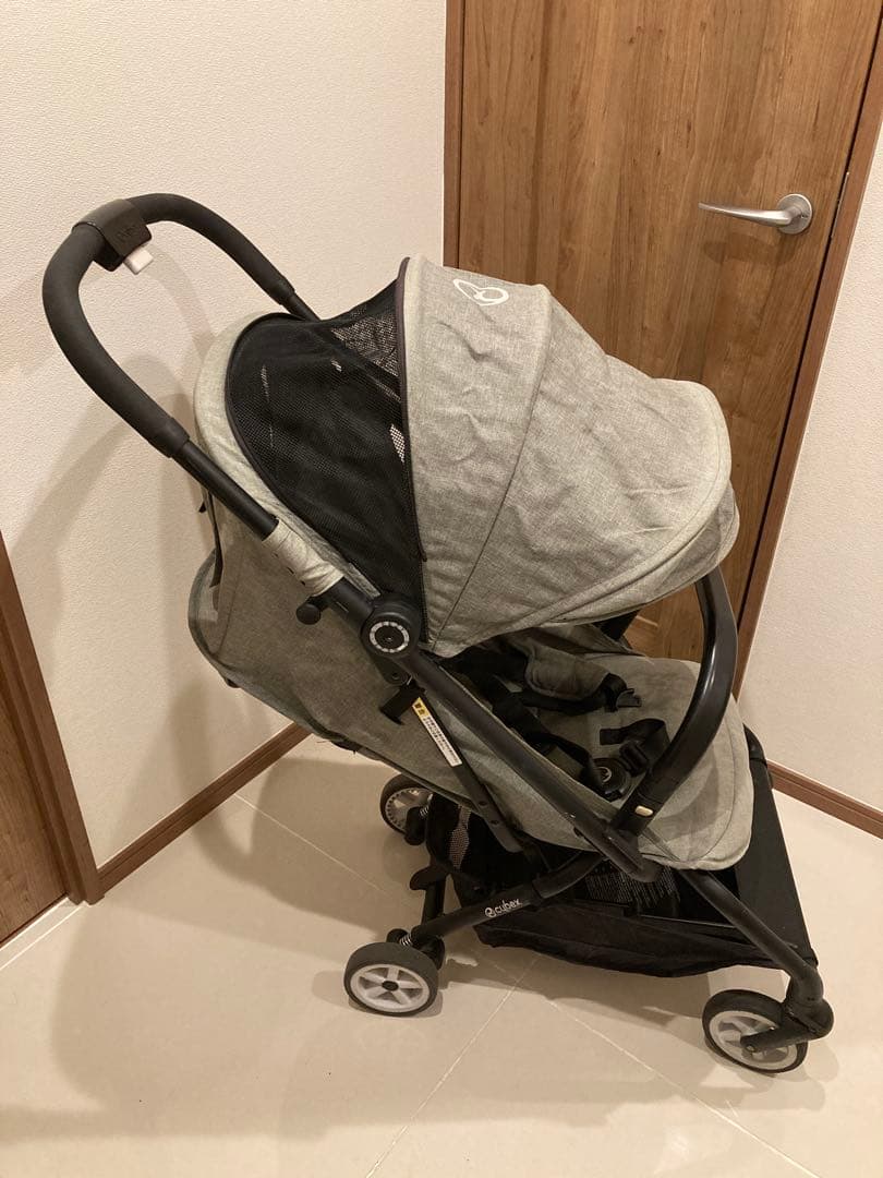 cybex EEZY S サイベックスイージーエス 超軽量ベビーカー