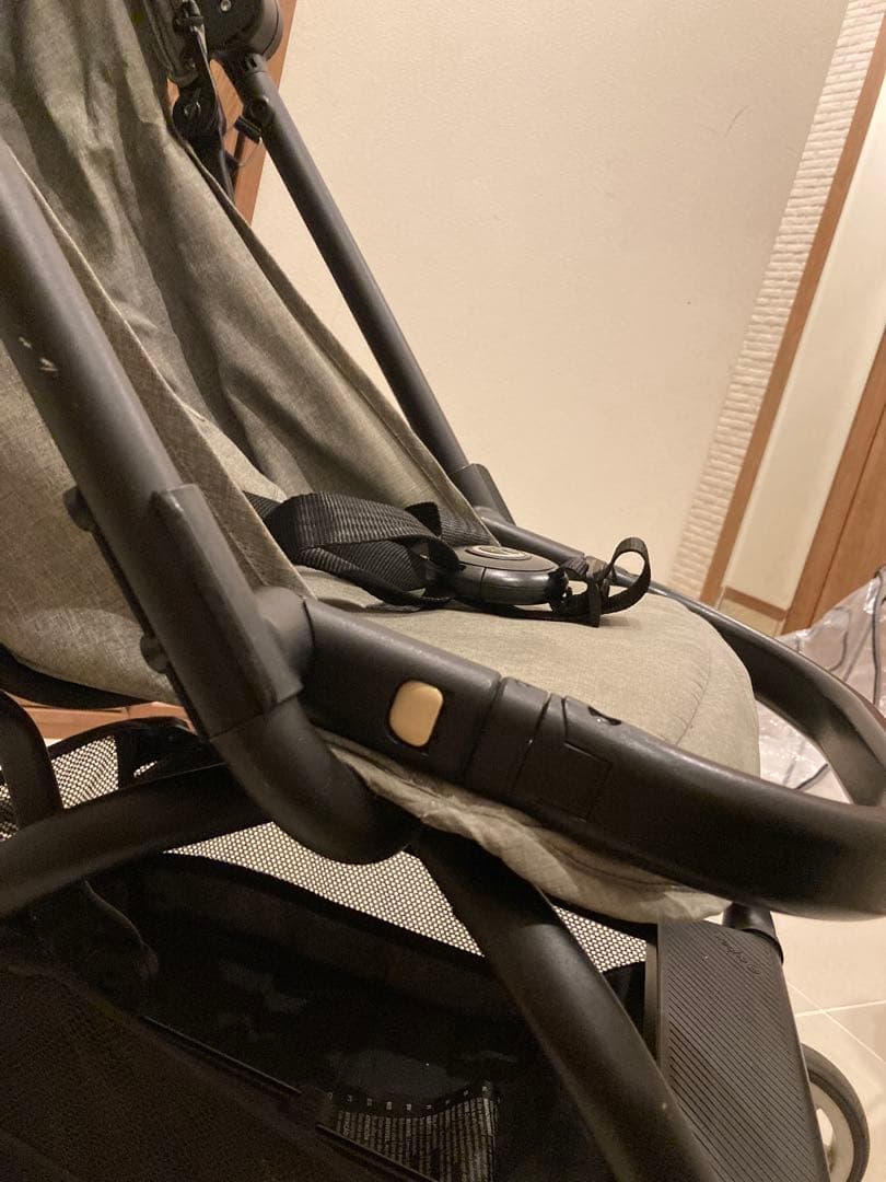 cybex EEZY S サイベックスイージーエス 超軽量ベビーカー