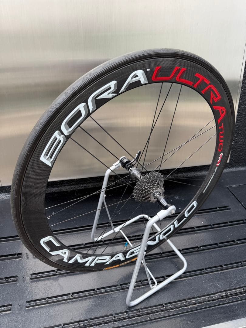 CAMPAGNOLO BORA ULTRA TWOチューブラータイヤ　リアのみ