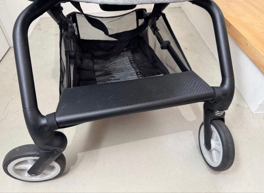 JOY様限定✨美品　Cybex EezyS イージーS グレー　伊勢丹限定