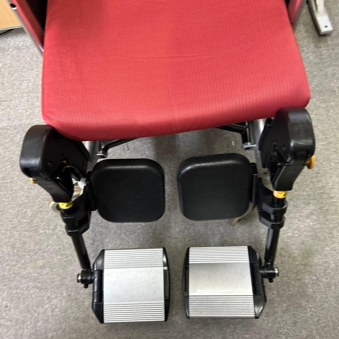 オアシス 介助型　車椅子 赤 CS-12TRS　リクライニング