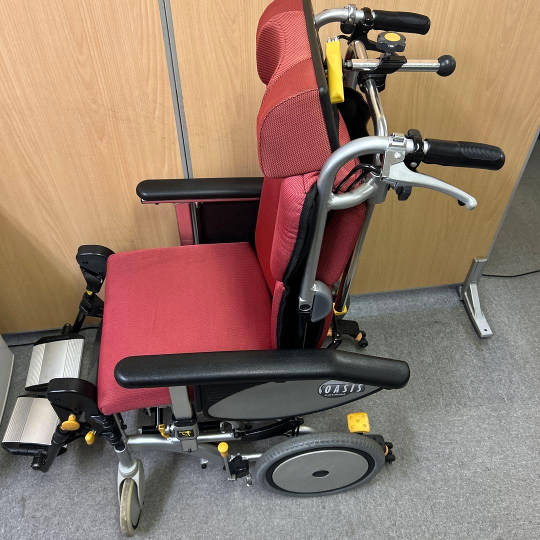 オアシス 介助型　車椅子 赤 CS-12TRS　リクライニング