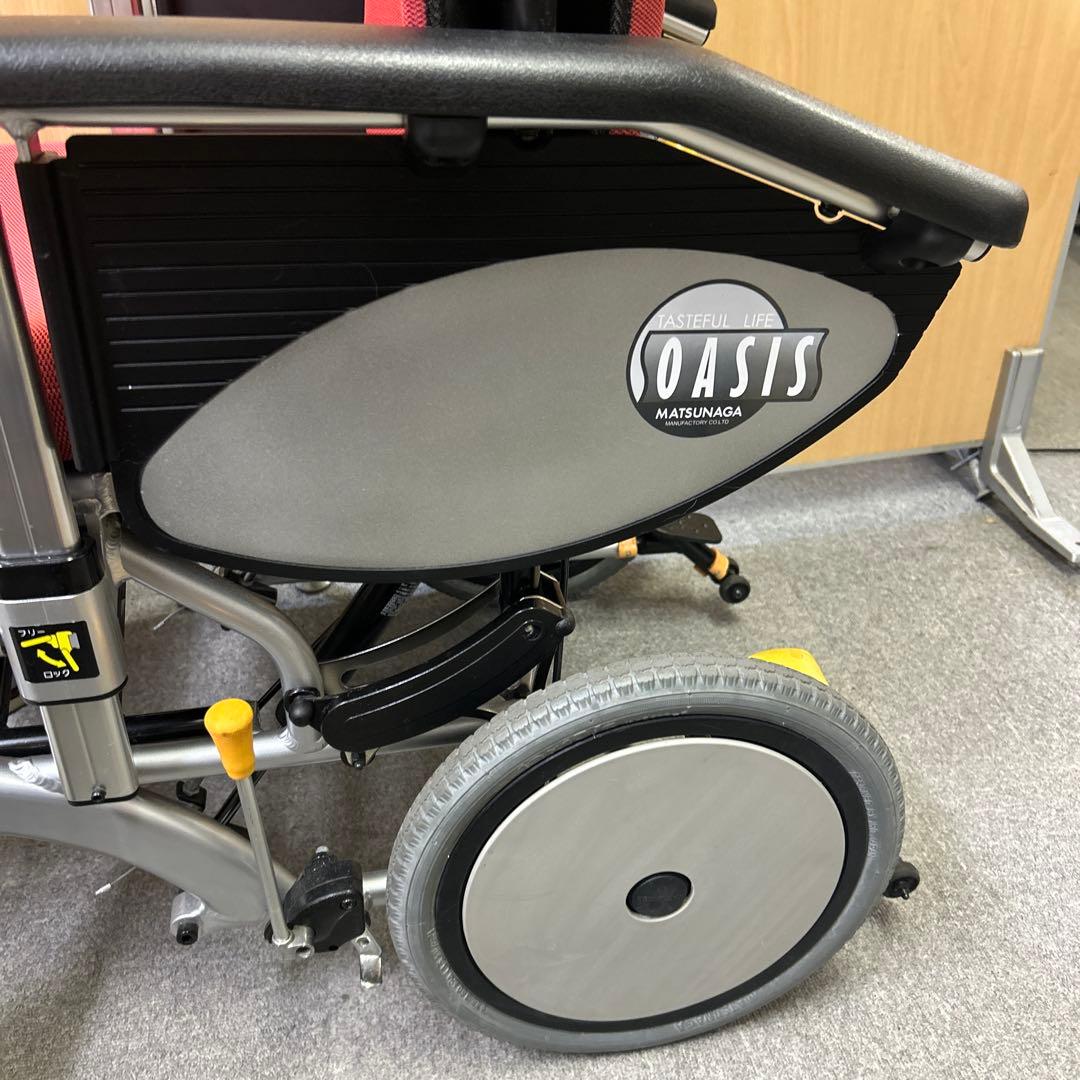 オアシス 介助型　車椅子 赤 CS-12TRS　リクライニング