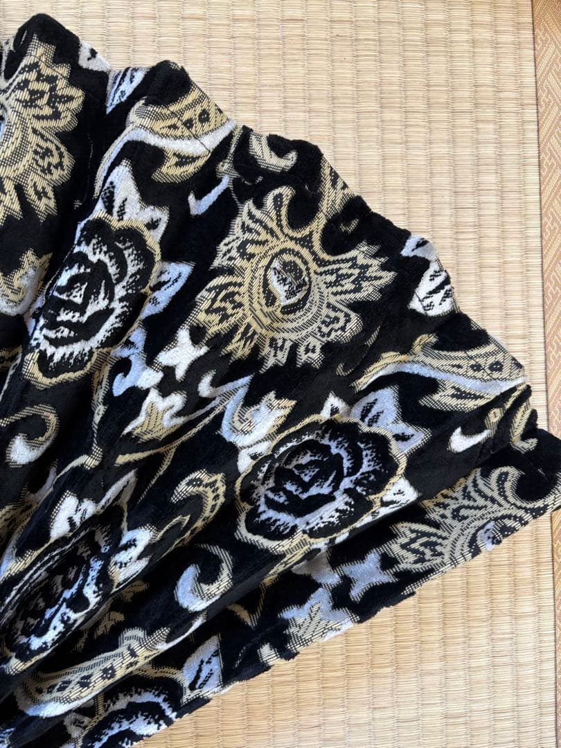 金華山モンブランローズ　トラック用ルームカーテン