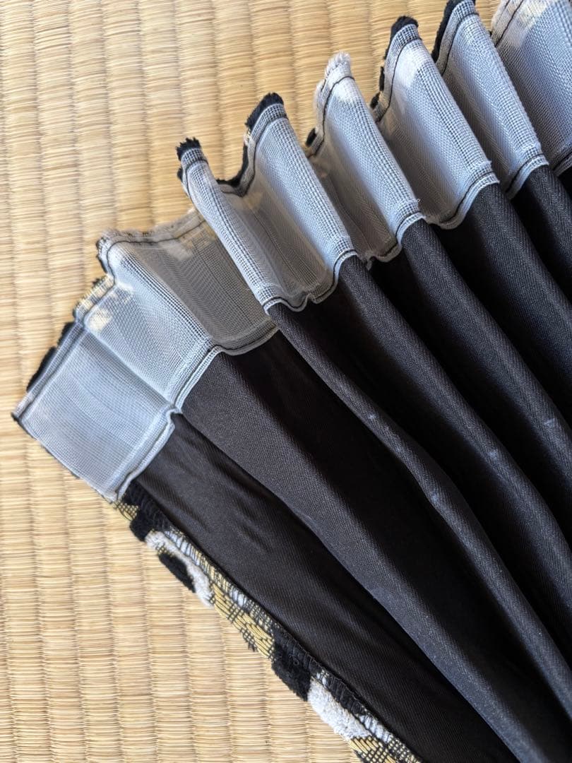金華山モンブランローズ　トラック用ルームカーテン