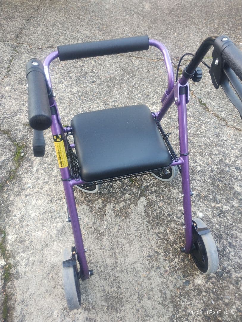 抑速ブレーキ付き歩行器　竹虎 ハッピーミニ パープルメタリック
