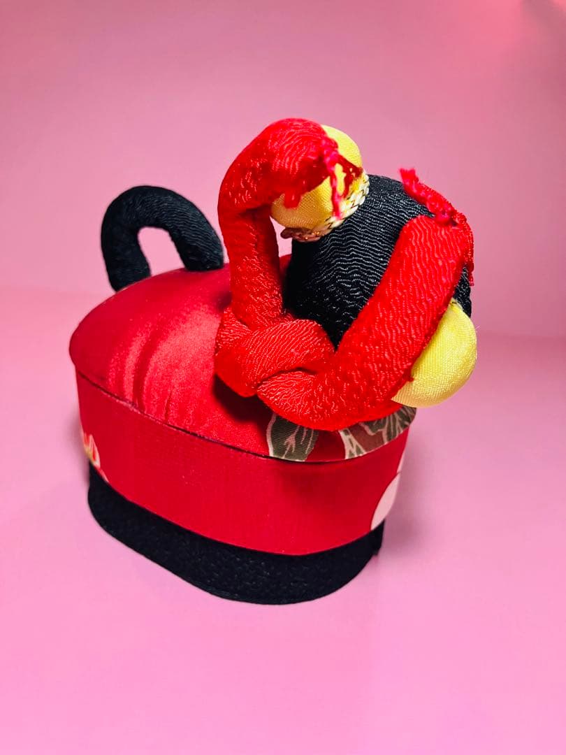 犬筥(いぬばこ) 布ちりめん　手作り　ひな人形男雛女雛セット　超貴重　レトロ