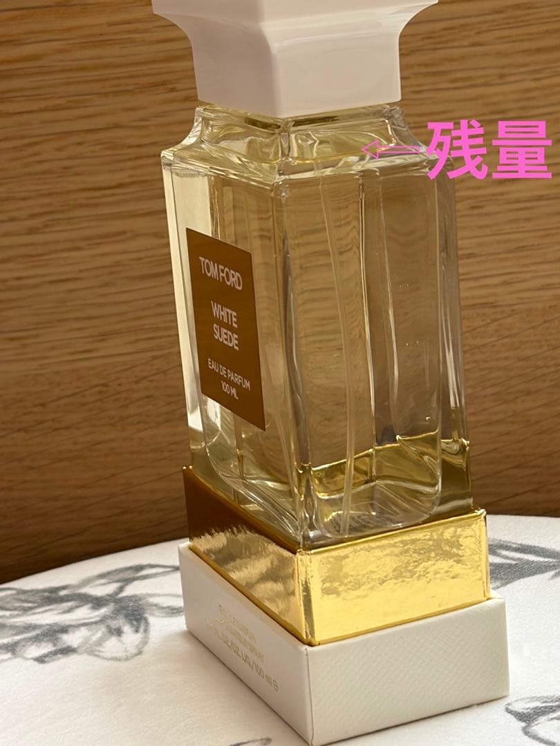 残量9割 トムフォード ホワイトスエードオードパルファムスプレィ 100ml
