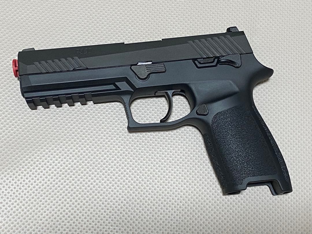 東京マルイ P320 FULL SIZE ガスブローバックガン