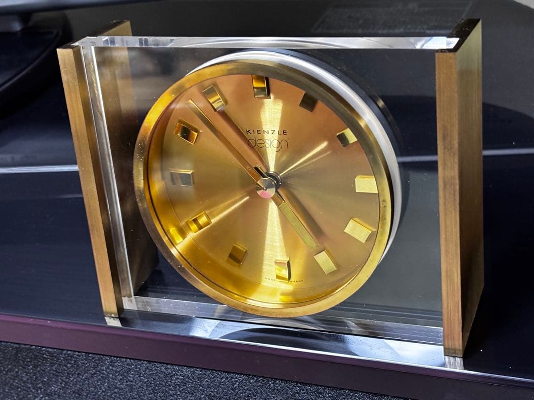 Kienzle ゴールド 置時計 モダンデザイン