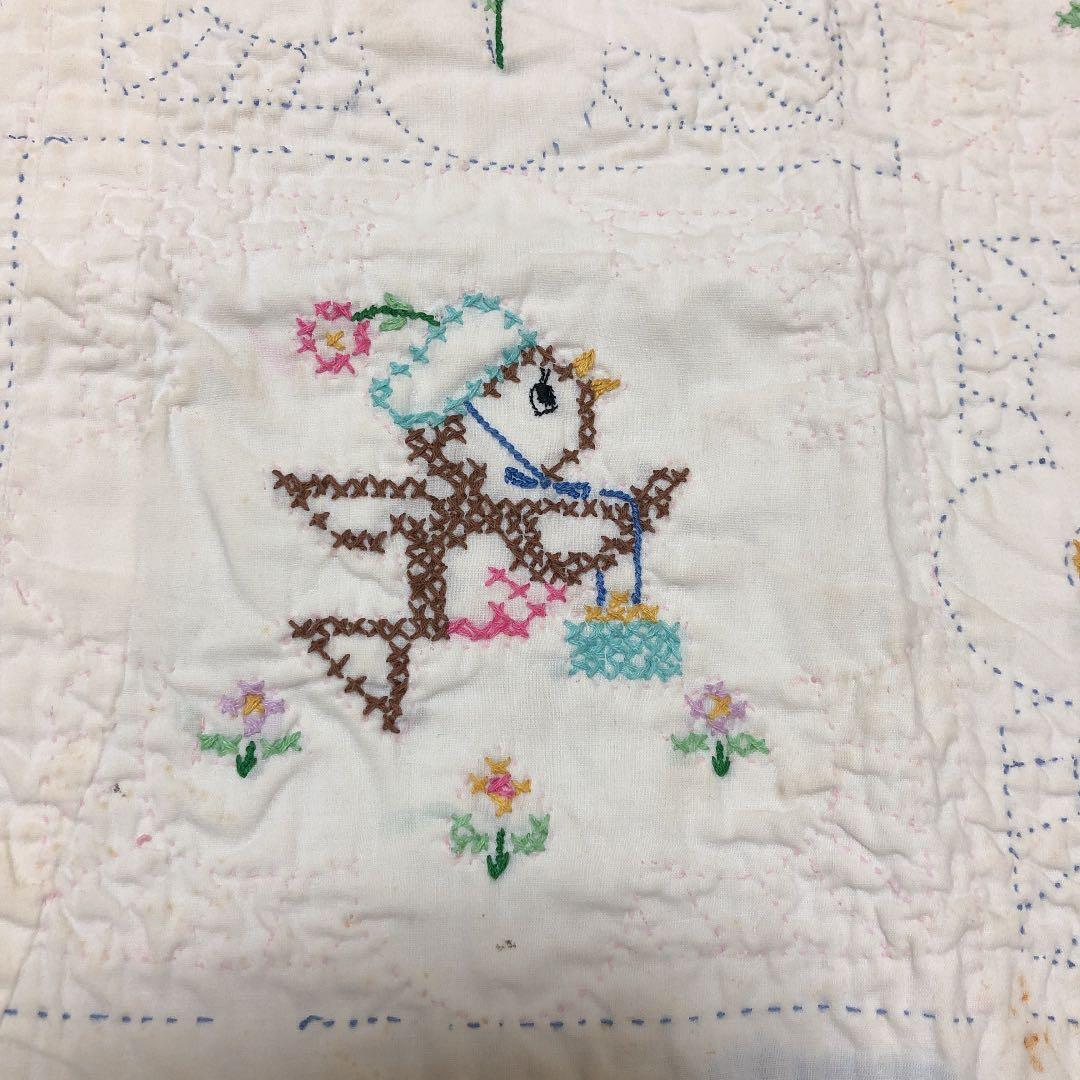 アンティークキルト  刺繍  レトロ　昭和