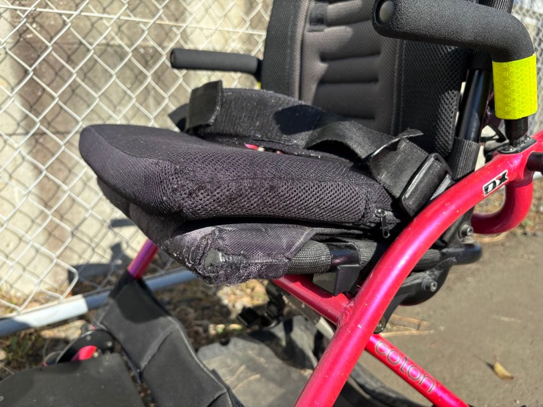 折りたたみ式　子ども用車椅子(オーエックスエンジニアリング　コトン　Mサイズ)