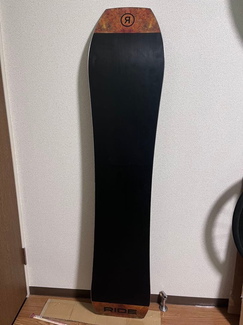 未滑走　RIDE Superpig 25-26モデル 148 s ワックス済み