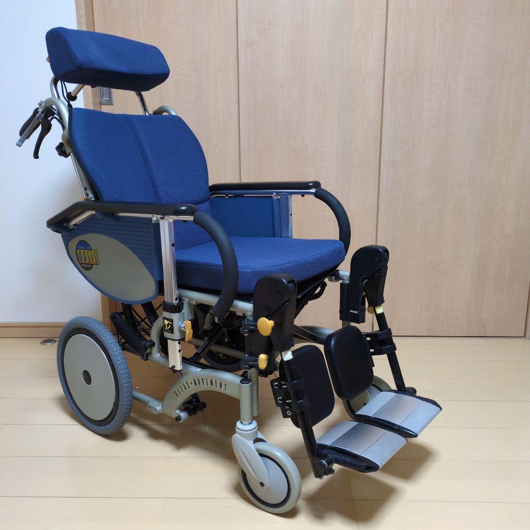 ティルト＆リクライニング連動式コンパクト車椅子　オアシス